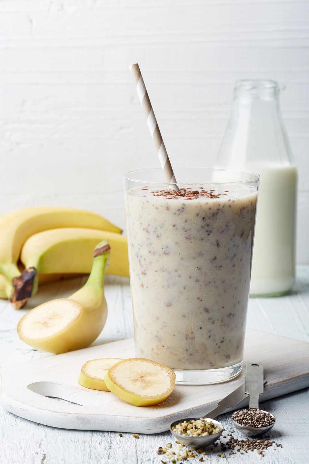 Banana Chia Smoothie with Flaxseed