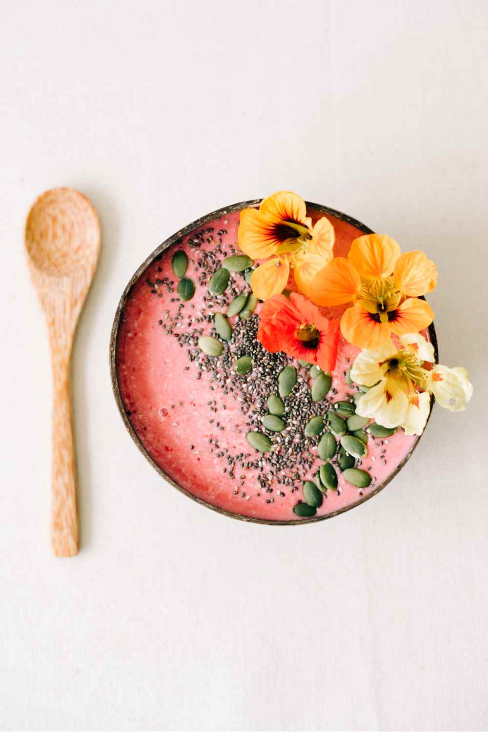 Dragonfruit Smoothie Bowl