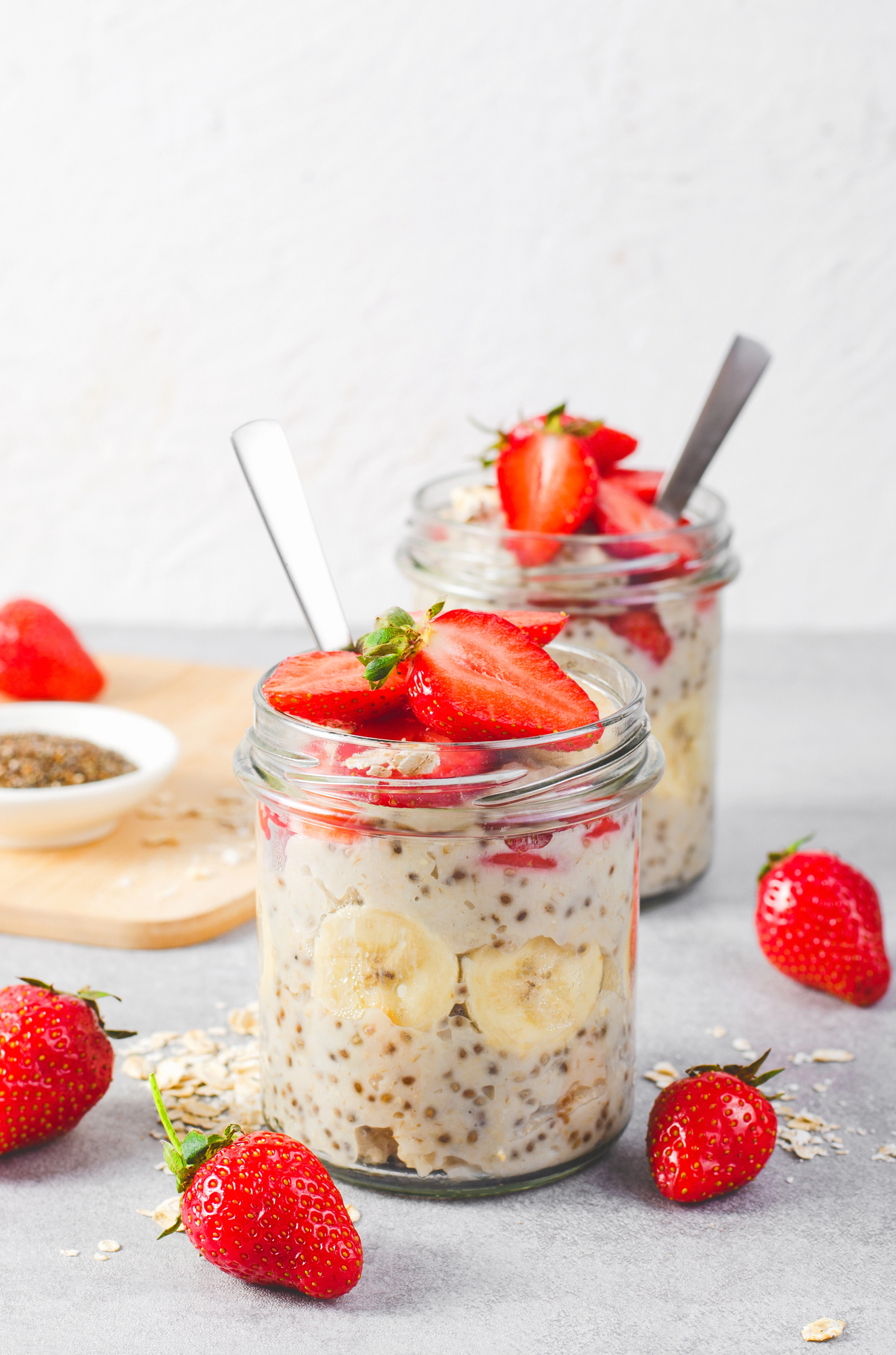 Overnight oats with strawberry banana and chia seeds