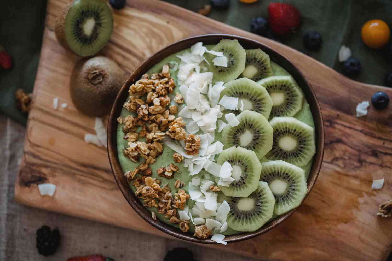 Kale Smoothie Bowl