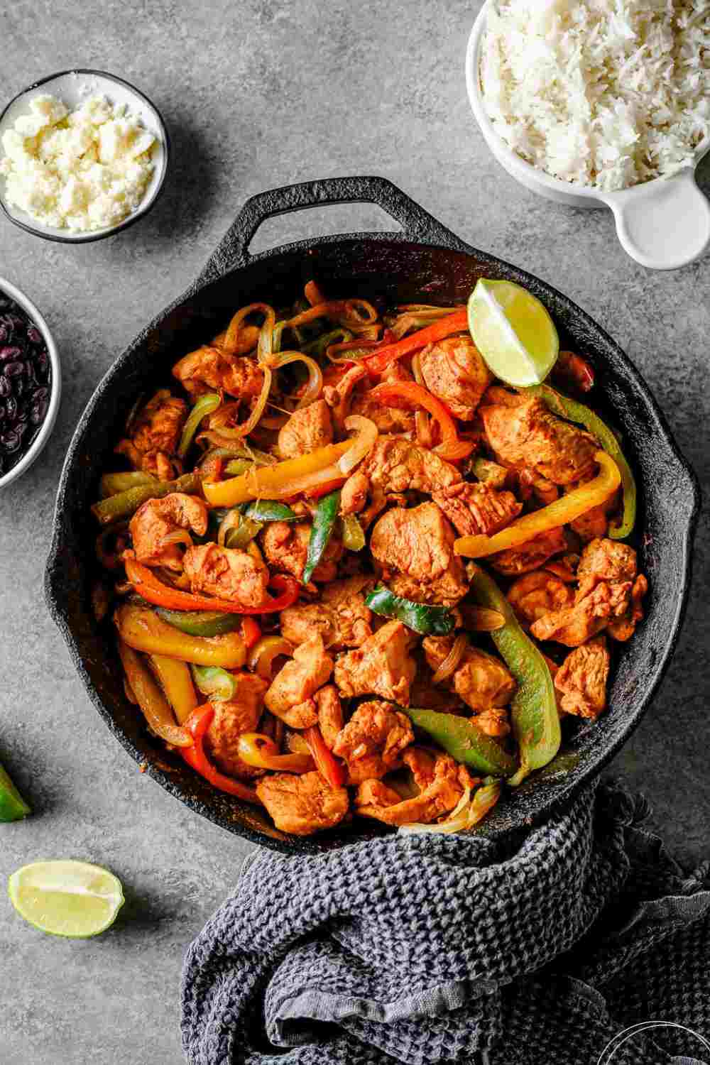 Fajita Chicken Meal Prep Bowls