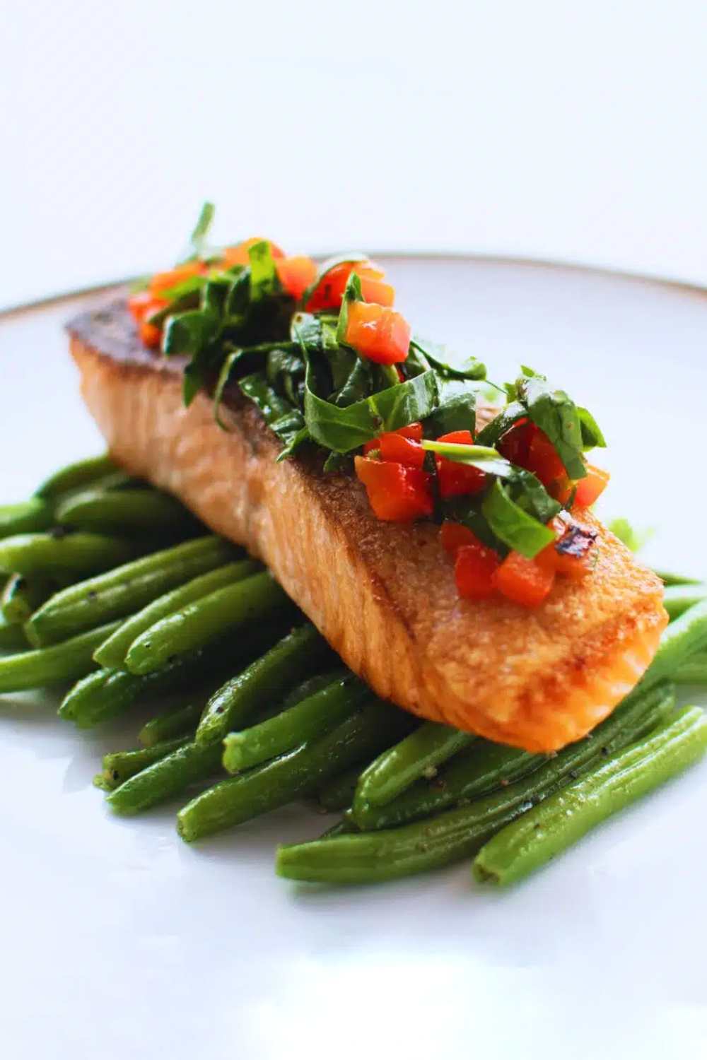 Baked Salmon with Green Beans & Roasted Pepper Salsa
