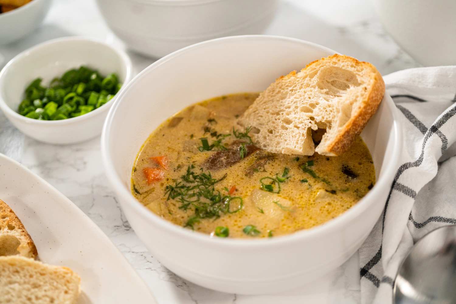 Mushroom Soup Single Serving Horizontal 2